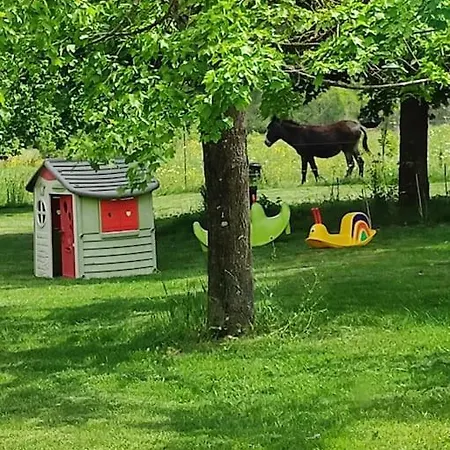 Petite Ferme En Pierre Restauree Pres De Perigueux *