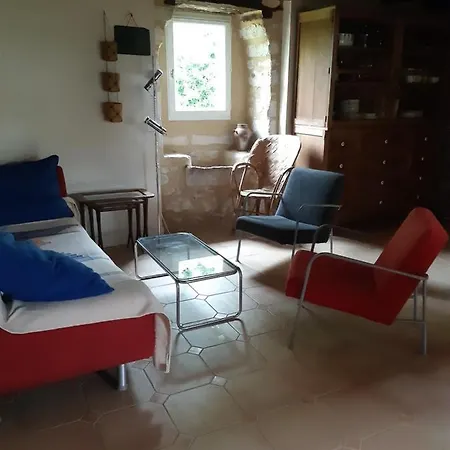 Holiday home Petite Ferme En Pierre Restauree Pres De Perigueux Champcevinel